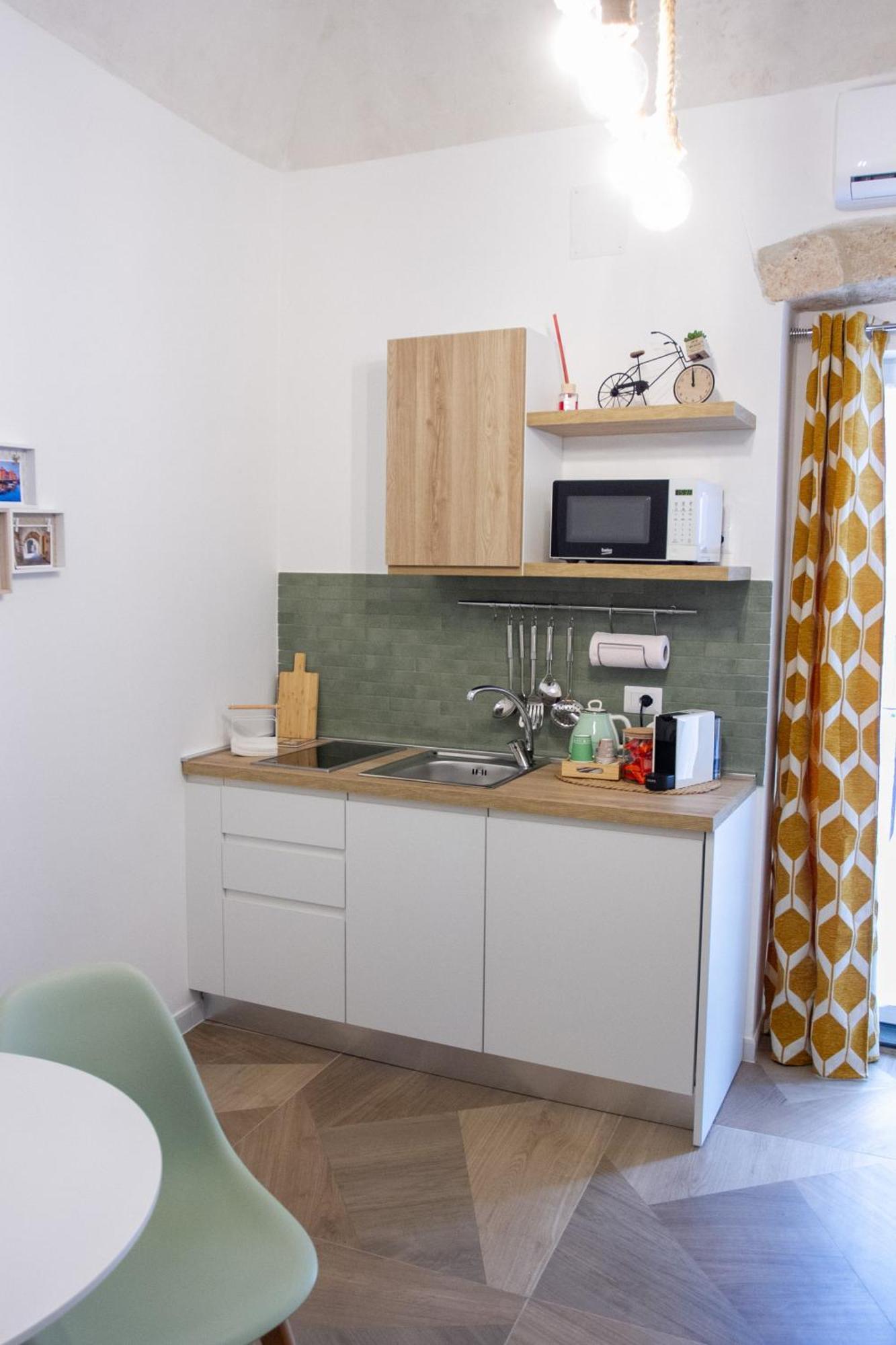 Bari In Un Click Apartment Exterior photo